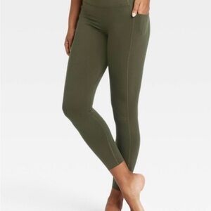 NWT All In Motion women’s flex High-Waisted 7/8 Leggings XL olive green pockets